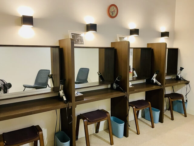 銭湯やサウナといった温浴施設におけるサイネージ広告のメリットと活用法